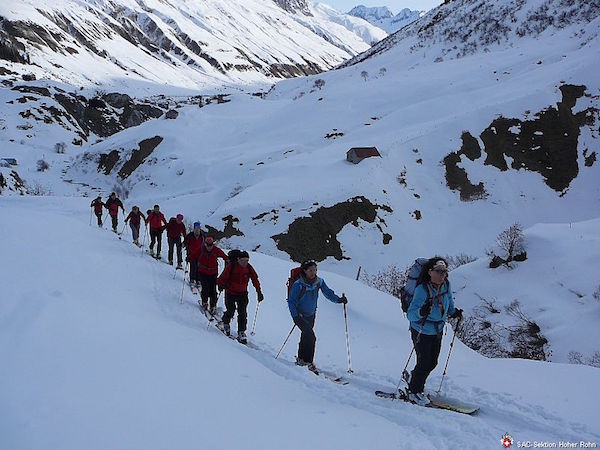 Stotzigen Firsten 2747 m (S/B/ZS) Claude Andres