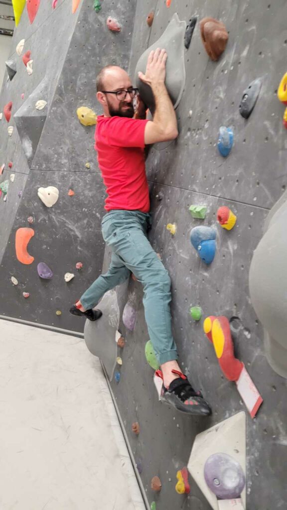 Kletter- & Boulderkurs im rüümli 4-teiliger Kurs (K, BO/C/4a – 6a) Franz Lischer