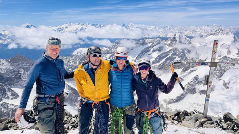 Auf dem Gipfel des Aletschhorns