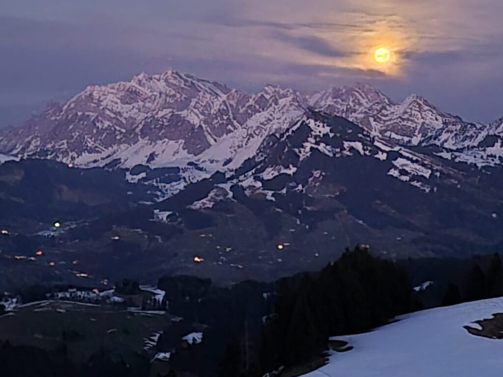 Vollmond-Schneeschuhtour zum Tanzboden (SS/C/WT1) Kurt Fleischmann